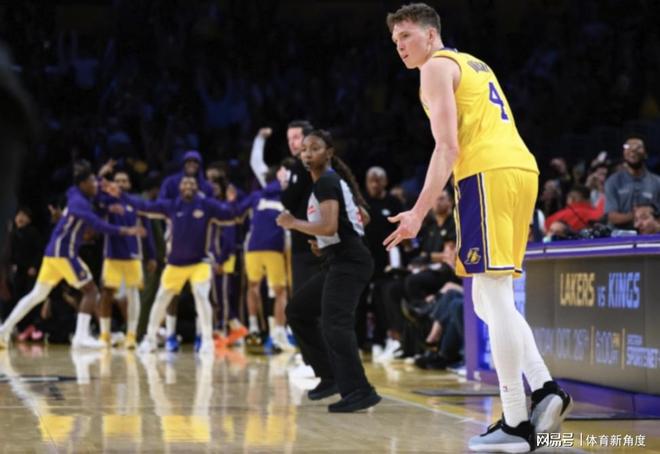 克内克特季后赛低迷陷交易困境