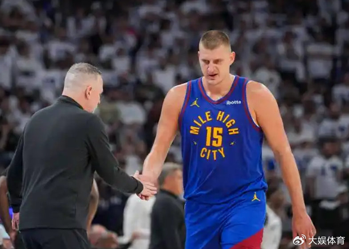 约基奇与奥拉朱旺：不同时空的传奇对决