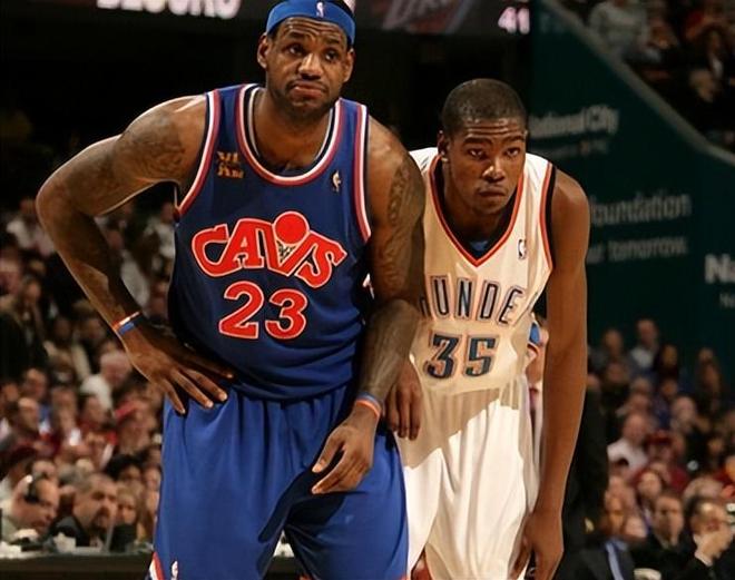 詹姆斯杜兰特常规赛31次交锋胜负记录与数据对比