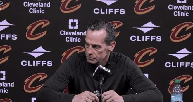 骑士险胜魔术哈登42分米切尔终结悬念交易成关键